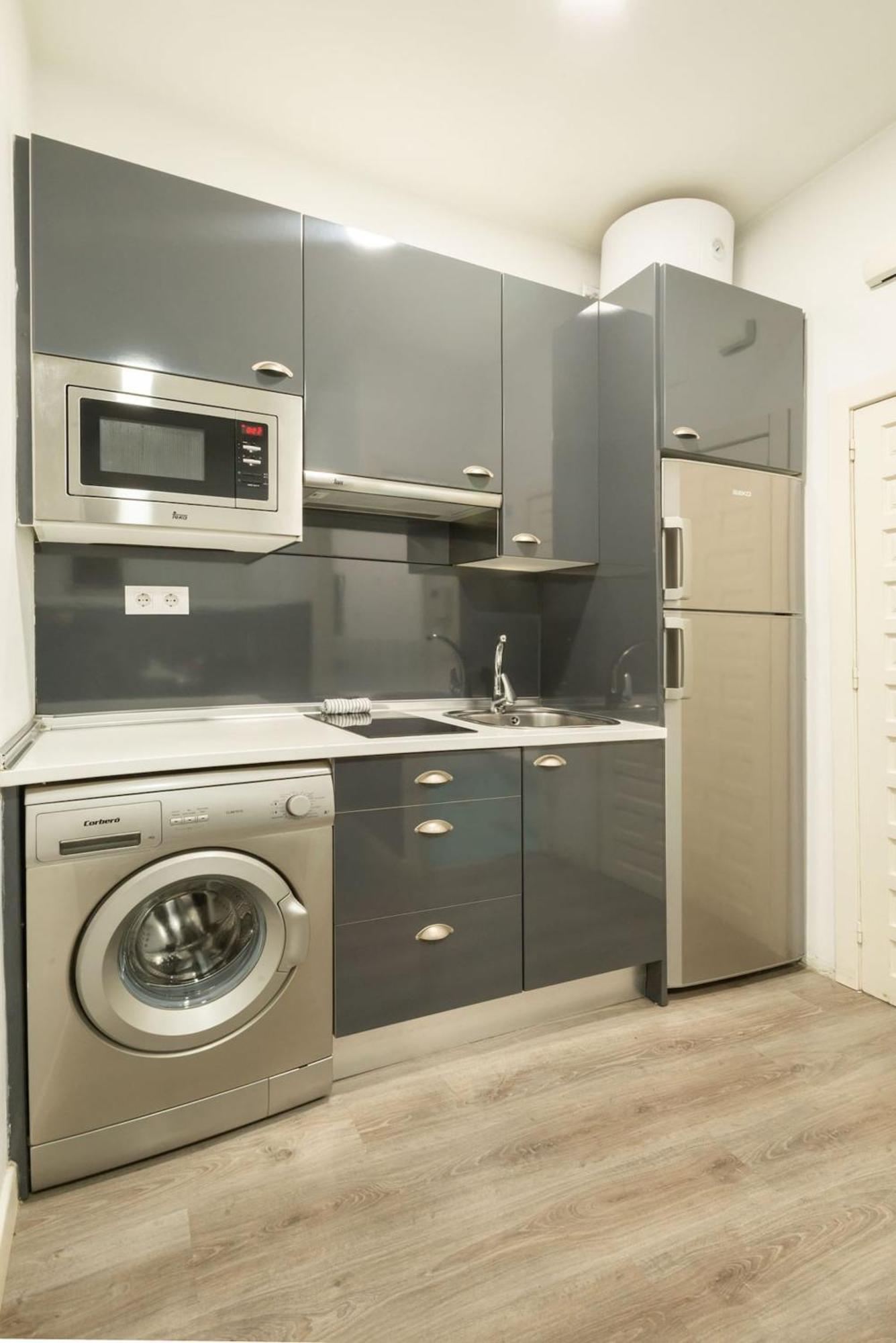 Apartamentos Day Madrid Plaza De Espana Centro Gran Via Sol Malasana Kültér fotó