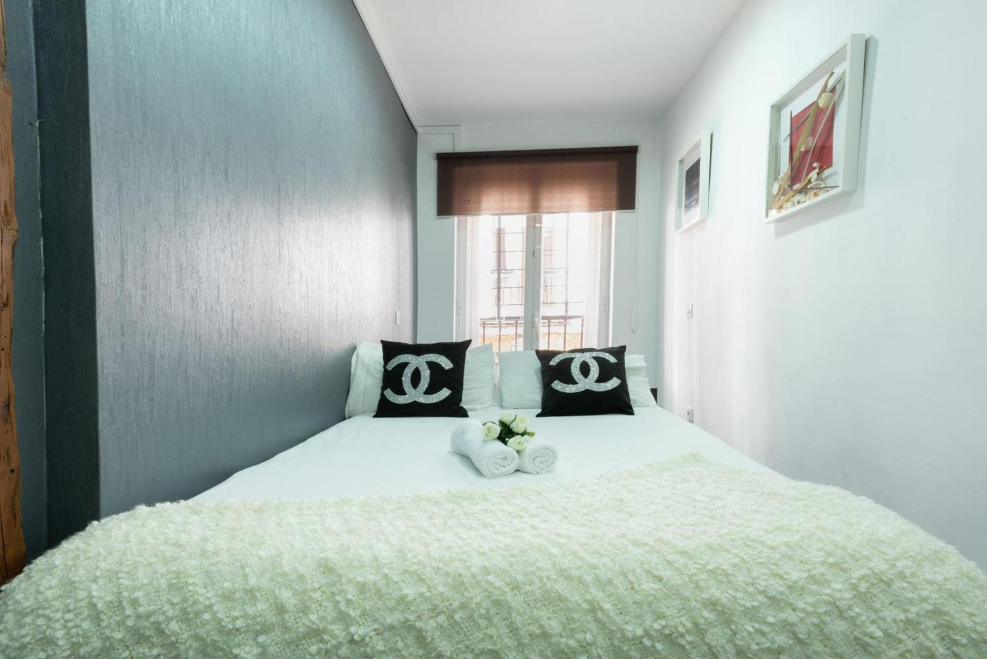 Apartamentos Day Madrid Plaza De Espana Centro Gran Via Sol Malasana Kültér fotó