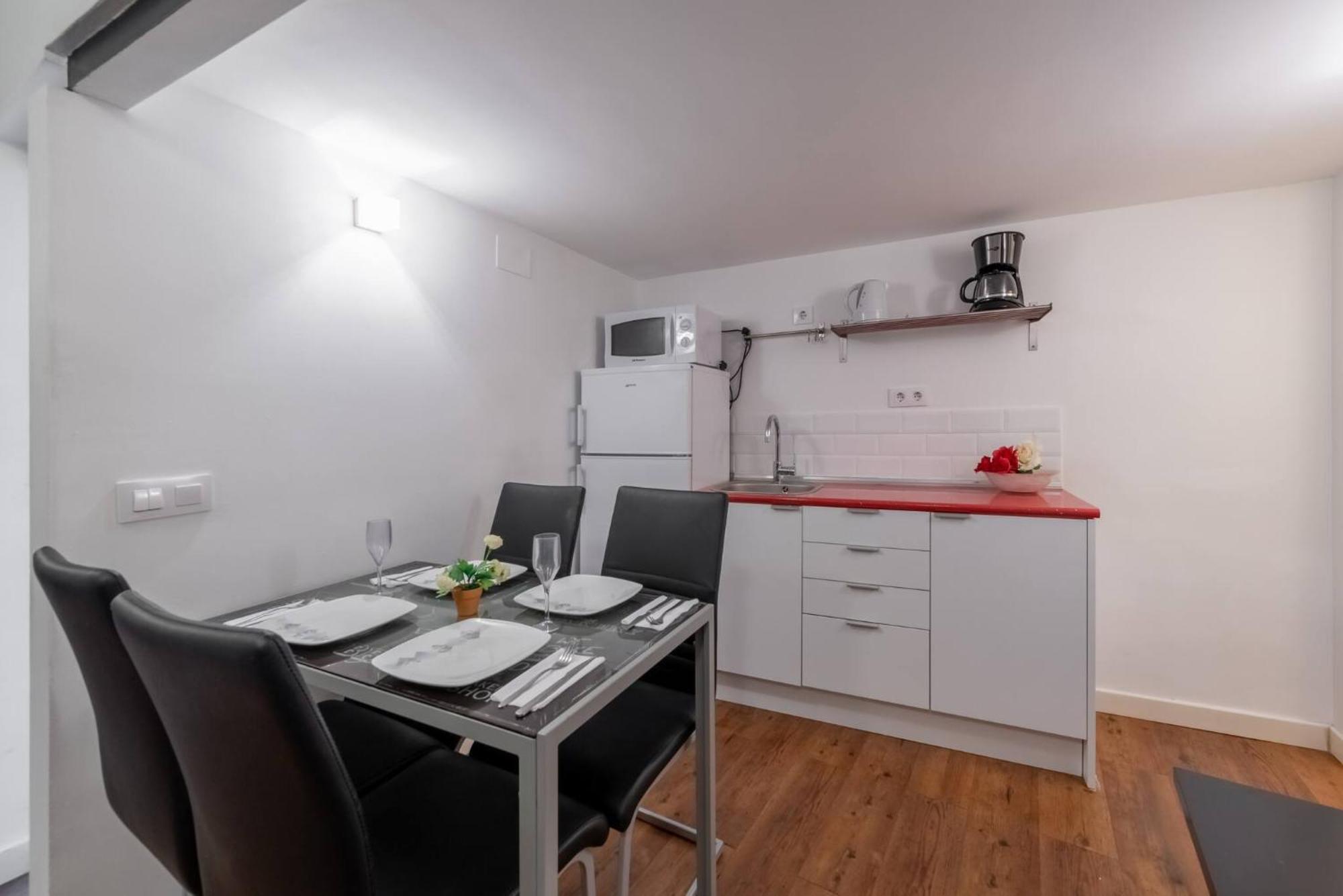 Apartamentos Day Madrid Plaza De Espana Centro Gran Via Sol Malasana Kültér fotó